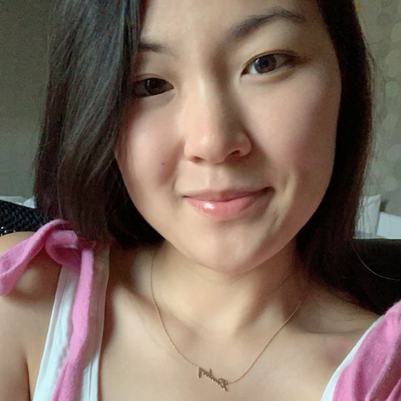 Lindsey with an “E” and Jun without an “E” - Picture 2 of 6